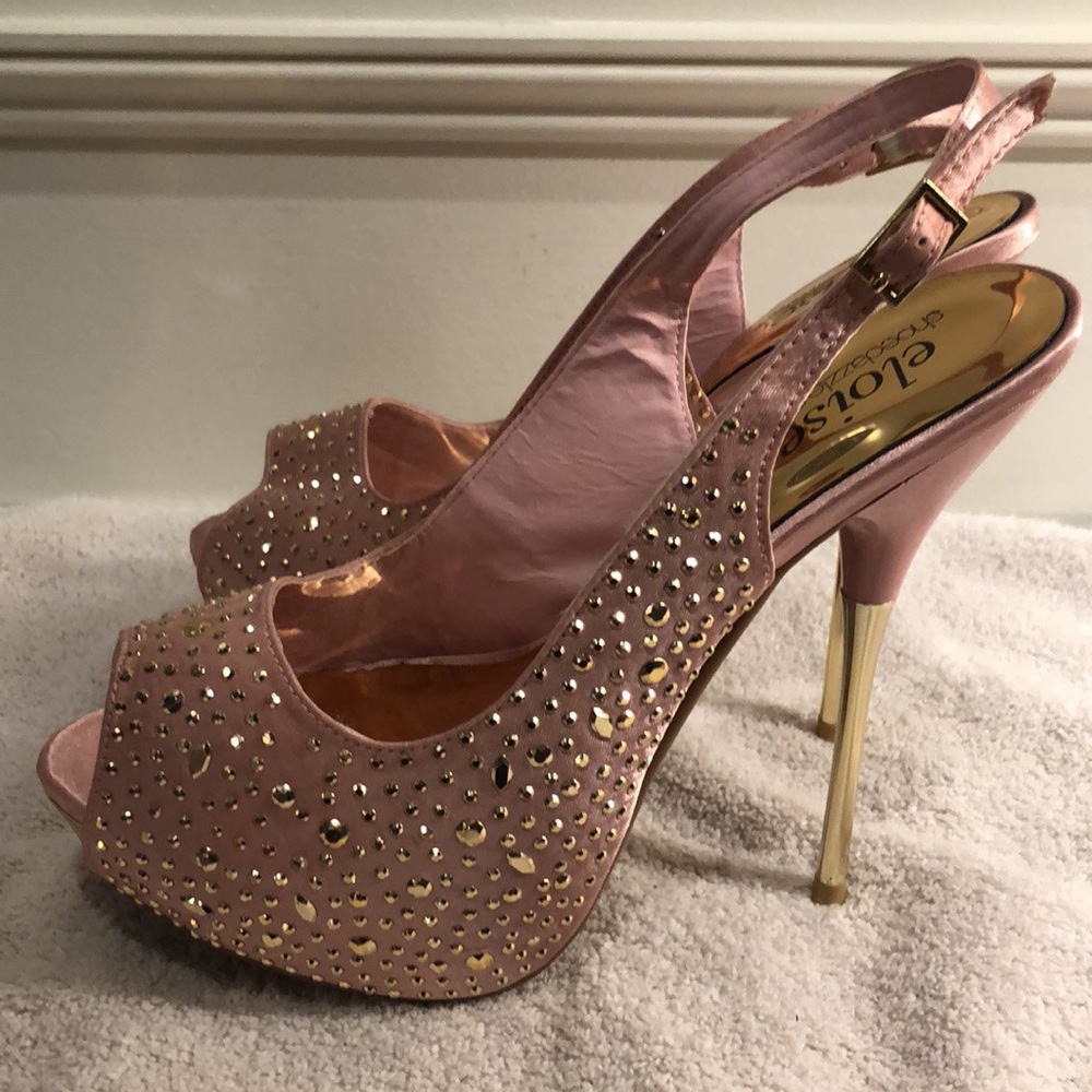 Women’s Shoedazzle brand shoes - size 8.5